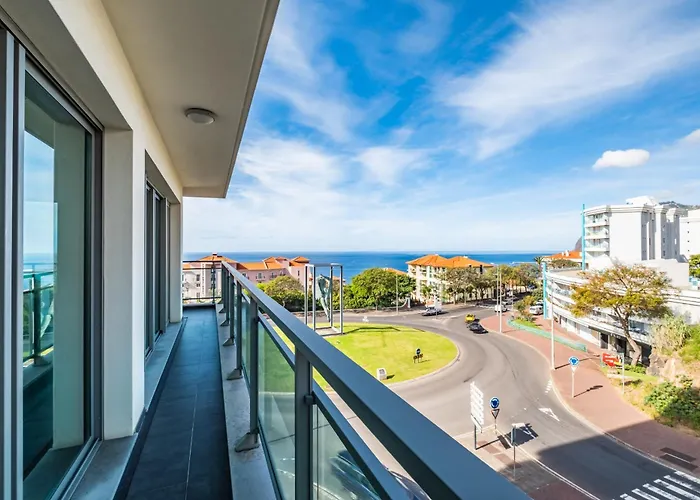 Apartamento Monumental - By Wehost Madeira